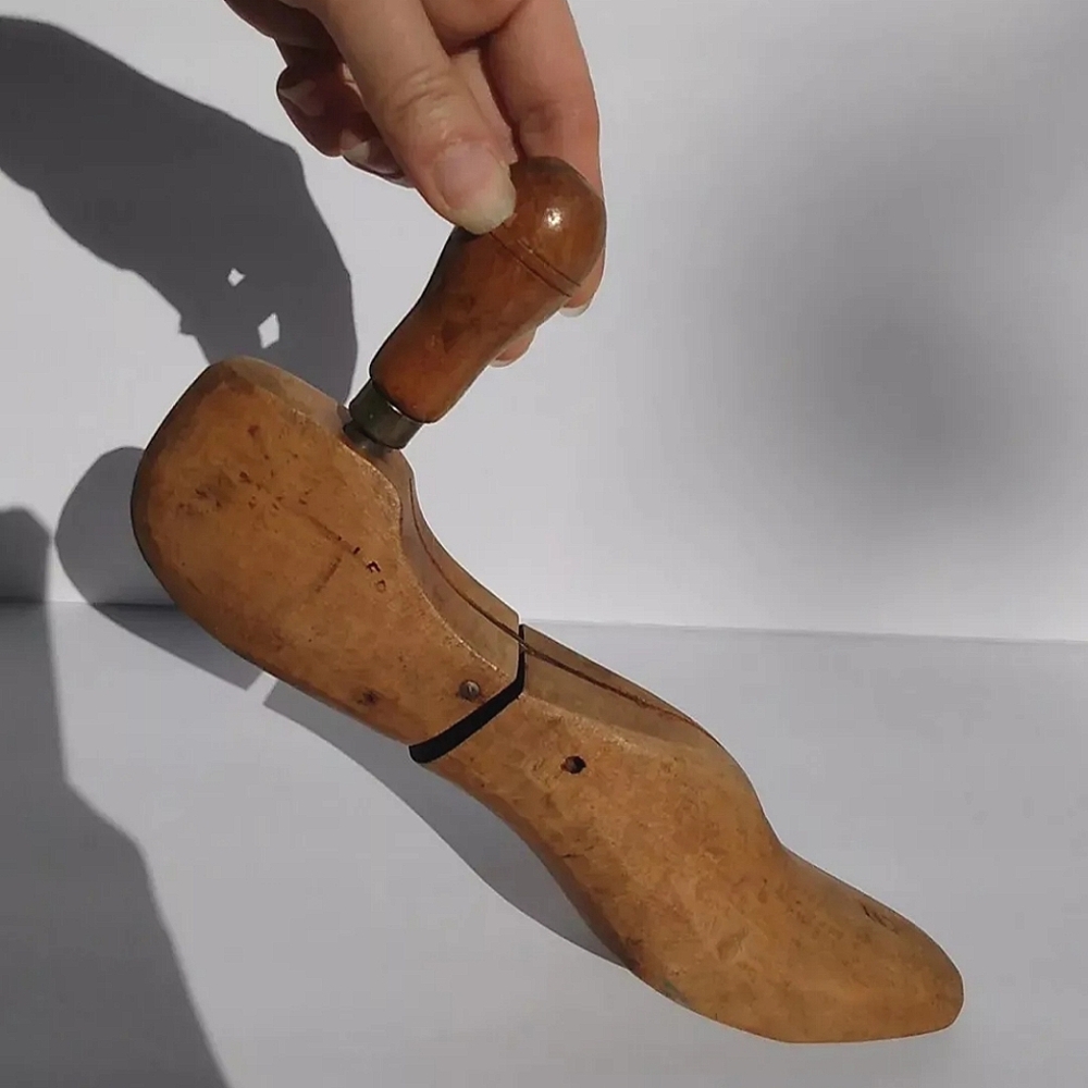 Antique wooden shoe form last mold wood handle primitive extendable narrow